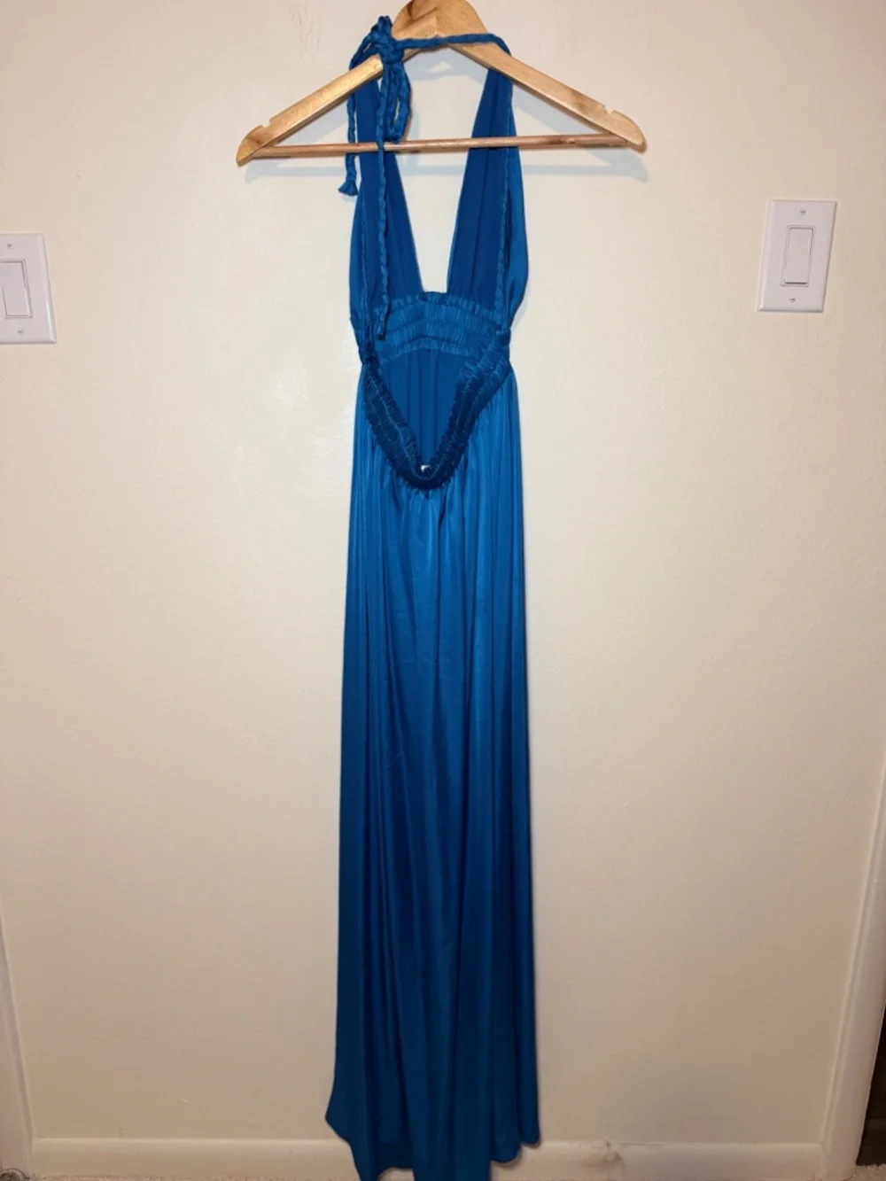 LoveShackFancy Blue Halter Maxi Dress Size 2 Backless Smocked Waist Flowy - Picture 8 of 9